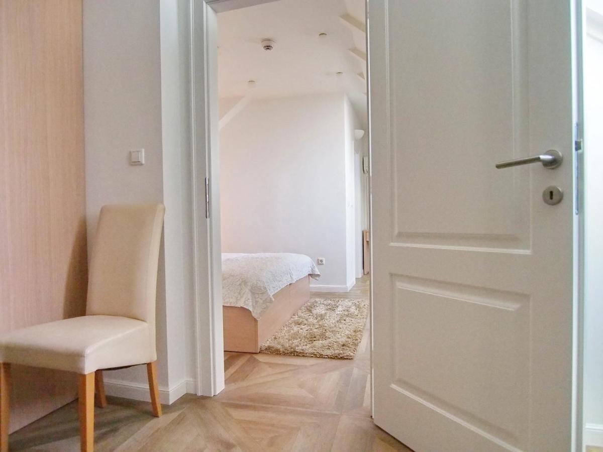 Apartment & Rooms Ivusic Dubrovnik Bagian luar foto