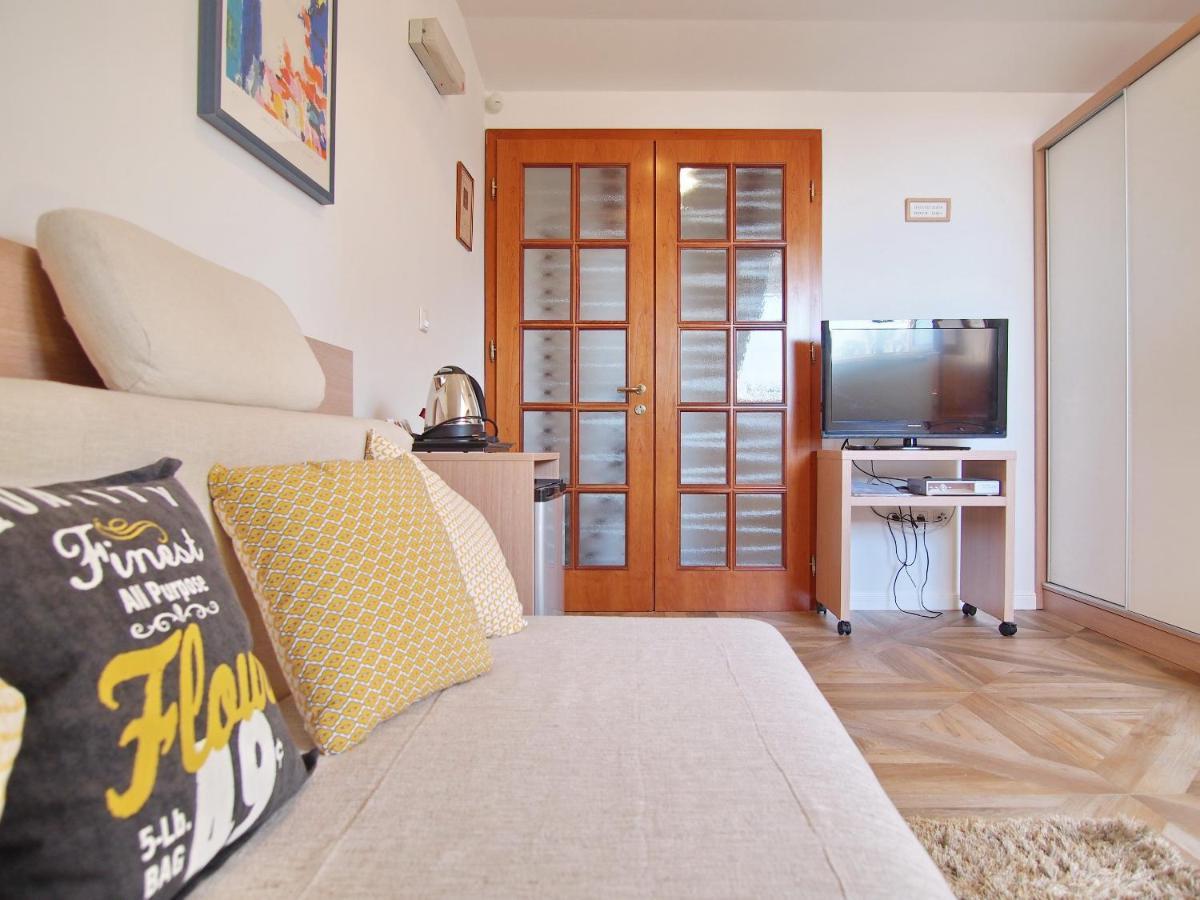 Apartment & Rooms Ivusic Dubrovnik Bagian luar foto